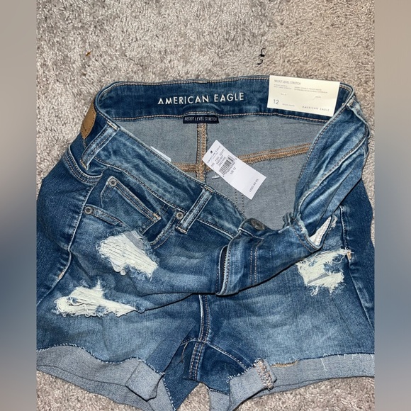 American Eagle Ne(x)t level stretch hi rise shortie distressed shorts size 12 - Picture 2 of 2